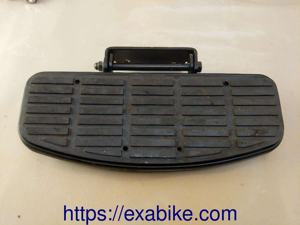 footrest, front right Daelim VL125 Daystar - photo 1
