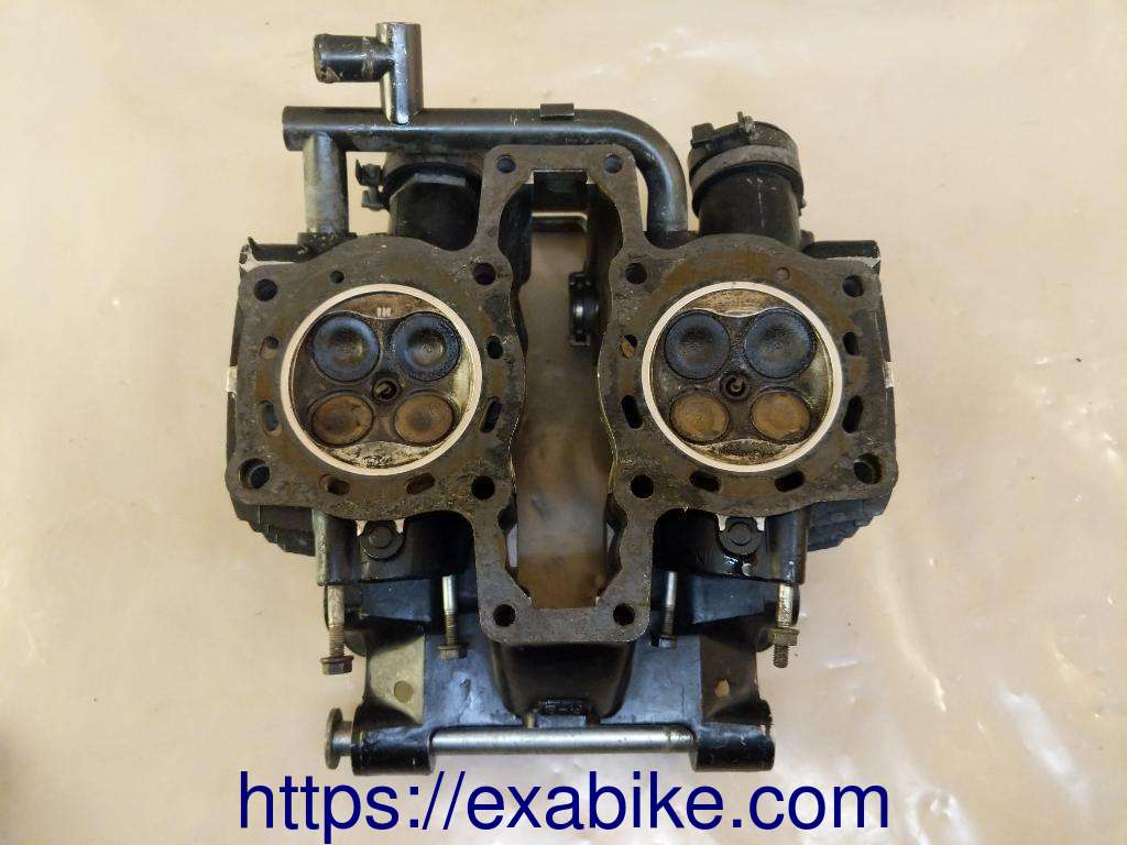 cylinder head without camshaft Honda VF750F - photo 7