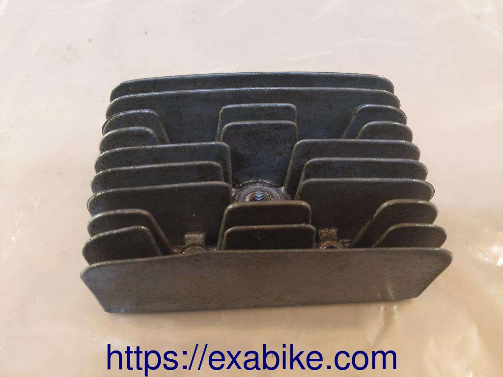cylinder head Yamaha RD 125 - photo 1