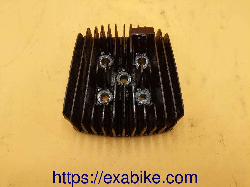cylinder head Suzuki TM 125 - photo 2