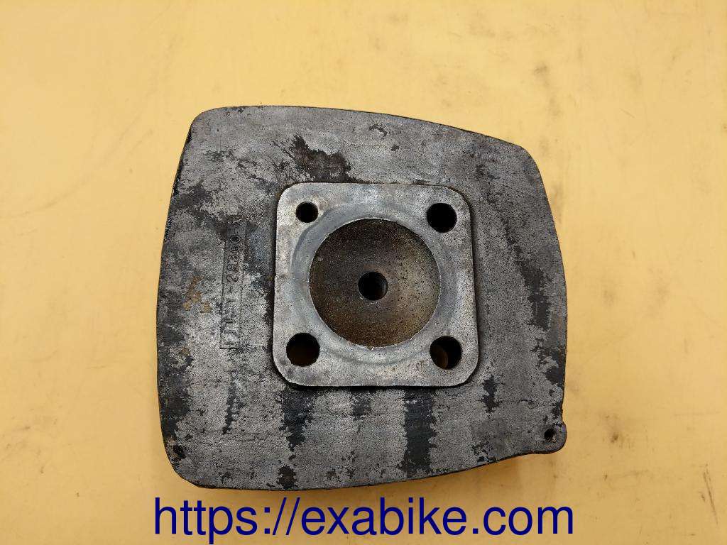 cylinder head Suzuki TM 125 - photo 4