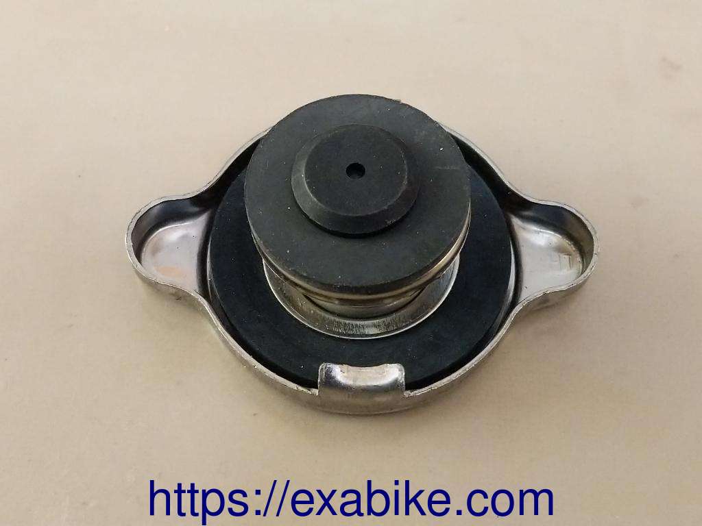 radiator cap BMW F800GS - photo 2