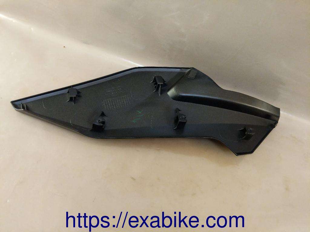 élément d'habillage droit Honda CBR500R - photo 2
