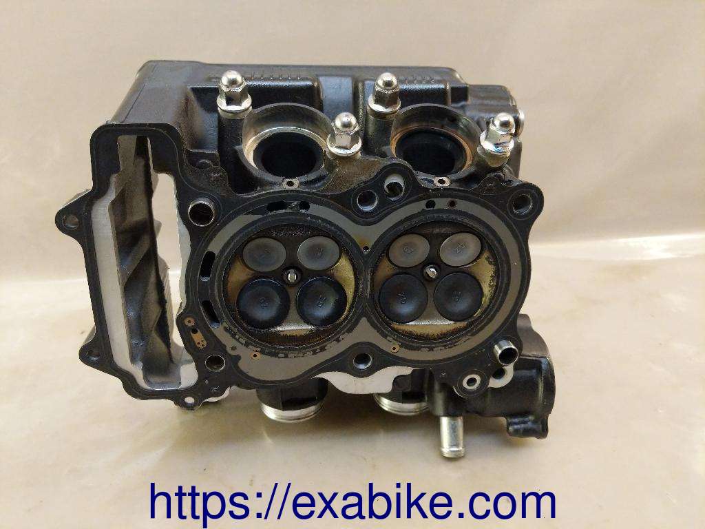 cylinder head Honda CBR500R - photo 5
