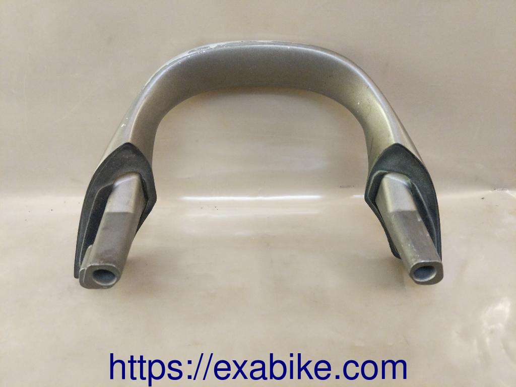 rear handle grab Honda Hornet 600 - photo 2