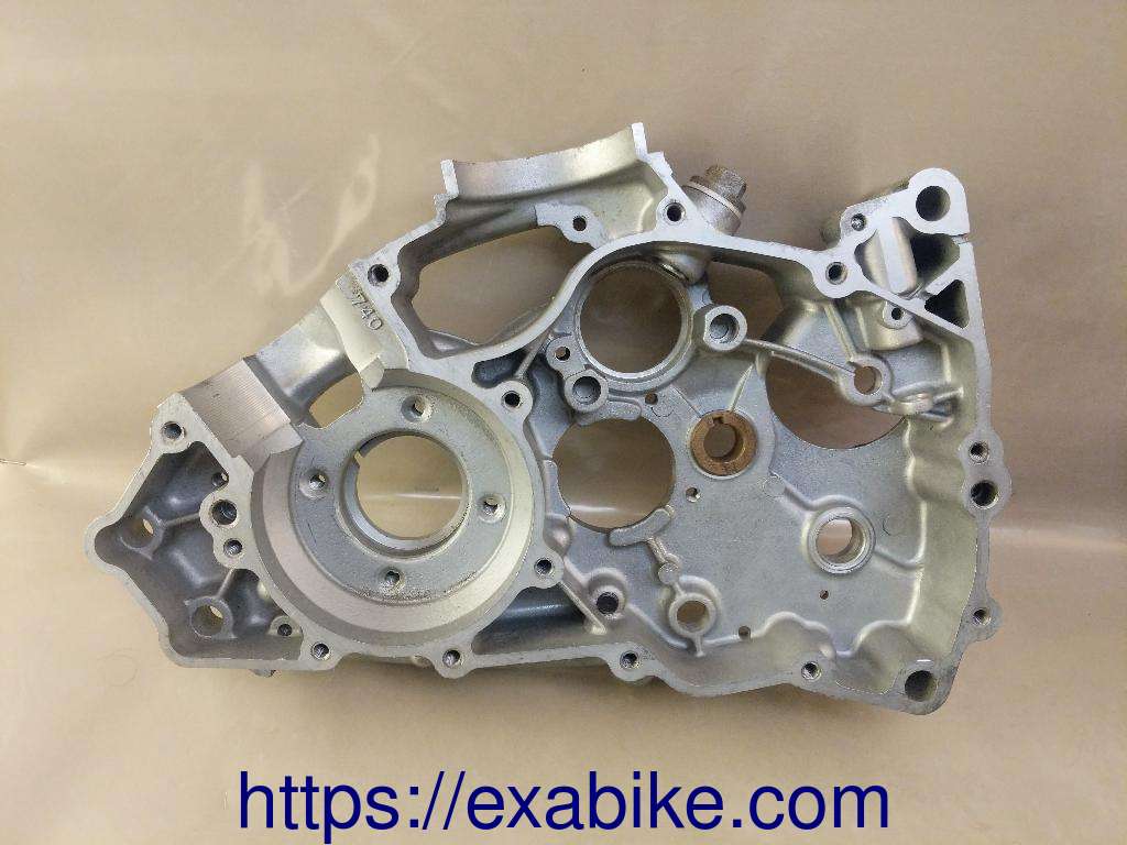 carter moteur droit Kawasaki KH 125 - photo 2