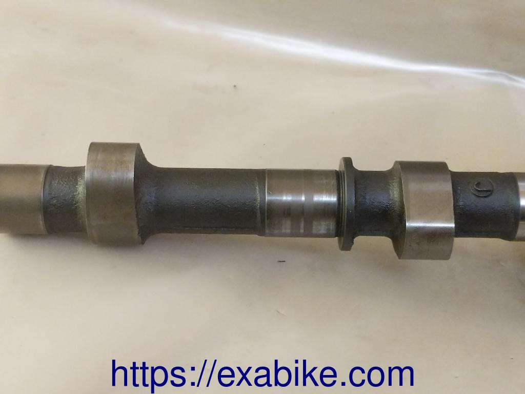 camshaft, intake Suzuki GSXR 750 - photo 2