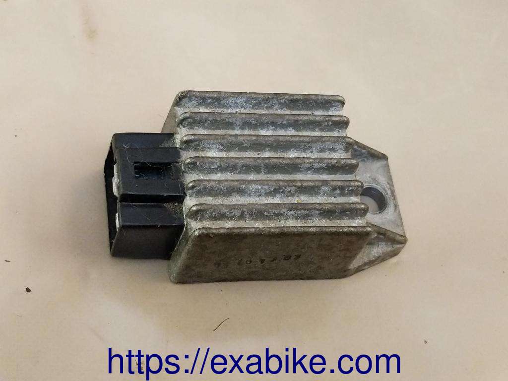voltage regulator Daelim 100 Altino - photo 1