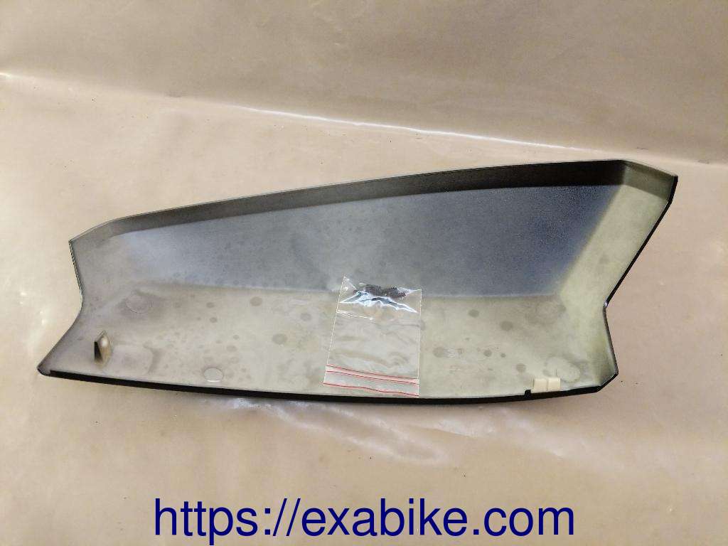 top-case cowl, right BMW C600Sport - photo 2