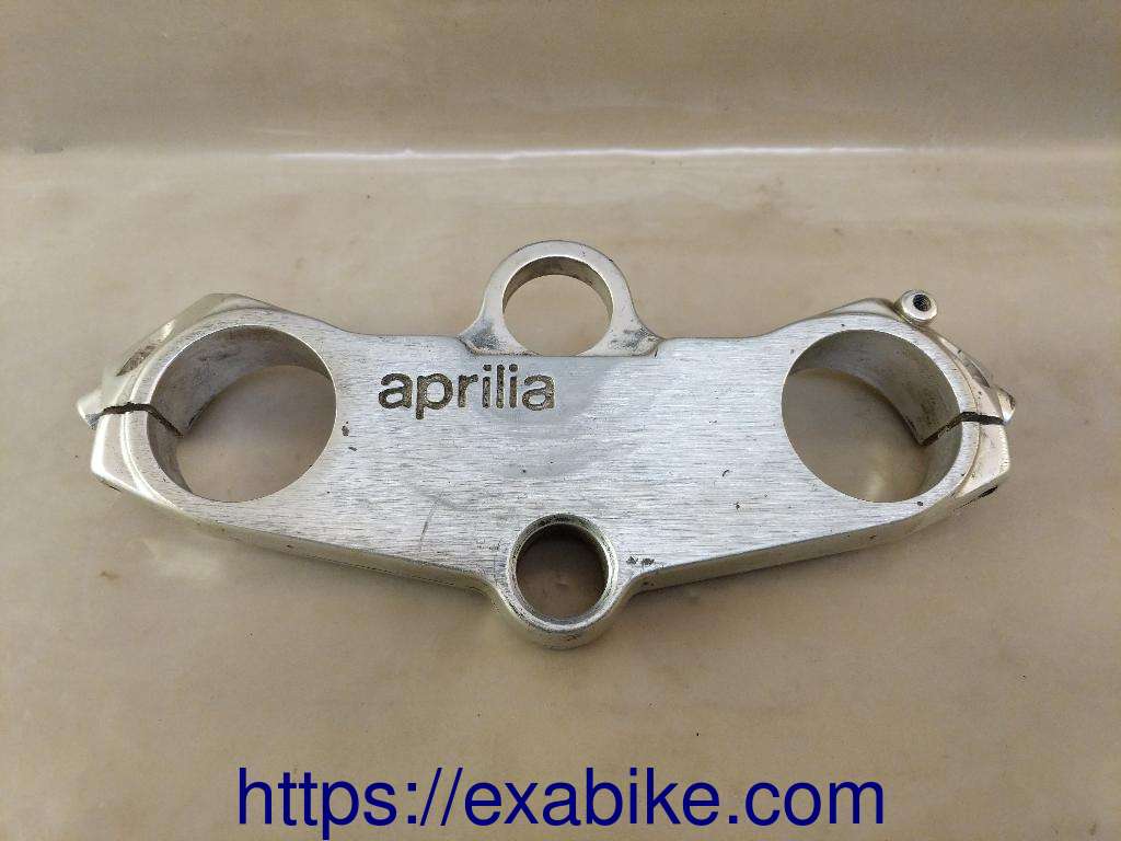 fork bracket, upper Aprilia 125 AF1 - photo 1