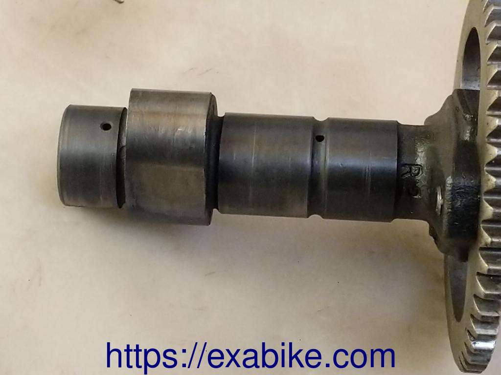 camshaft, intake front Honda VFS 750 - photo 2
