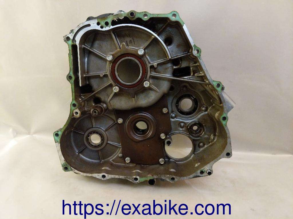 crankcase cover, rear Honda GL 1800 - photo 4
