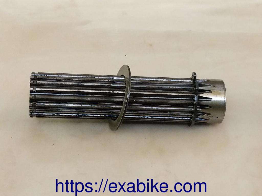 balancer shaft Kawasaki KLR 600 - photo 1