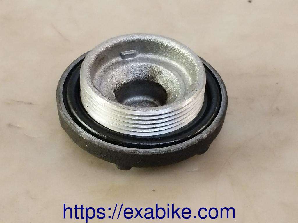 bouchon moteur Yamaha Xcity 125 - photo 2