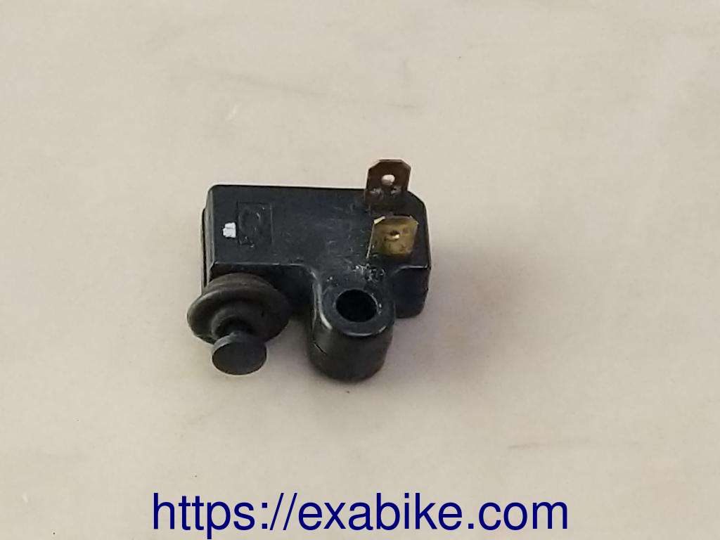 rear brake switch Yamaha Xcity 125 - photo 1