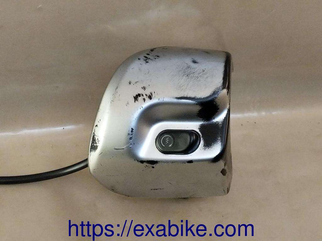 commodo droit Yamaha Xcity 125 - photo 1