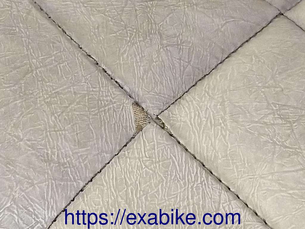 seat Honda GL 1100 Goldwing - photo 3