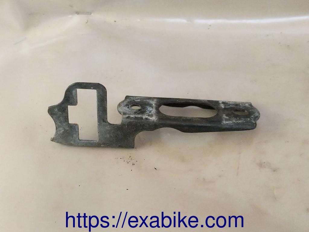 patte de fixation Honda GL 1100 Goldwing - photo 1