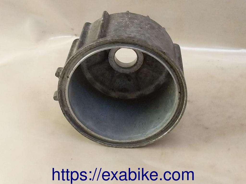 oil filter case Honda GL 1100 Goldwing - photo 2