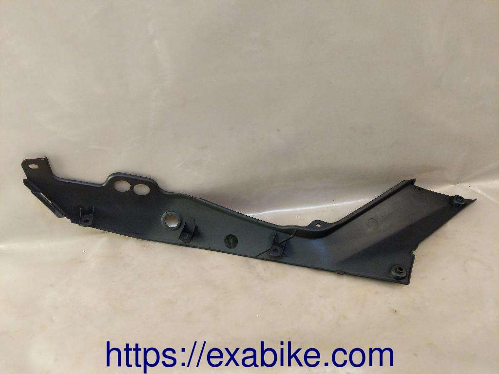 rear side fairing, left KTM 390 Duke - photo 2