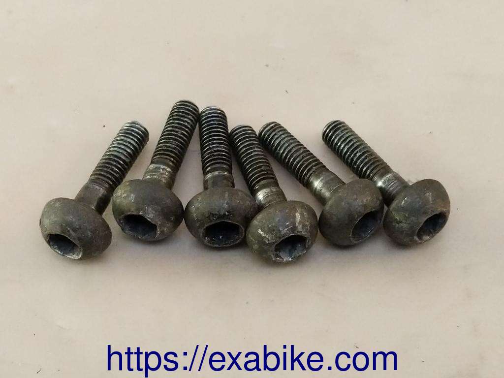 vis de fixation de disque avant Honda CRM 125 - photo 1