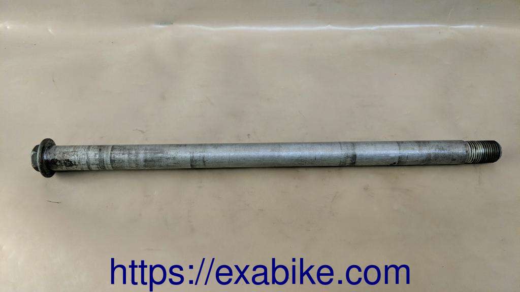 wheel axle, rear Suzuki GSXF 750 - photo 1