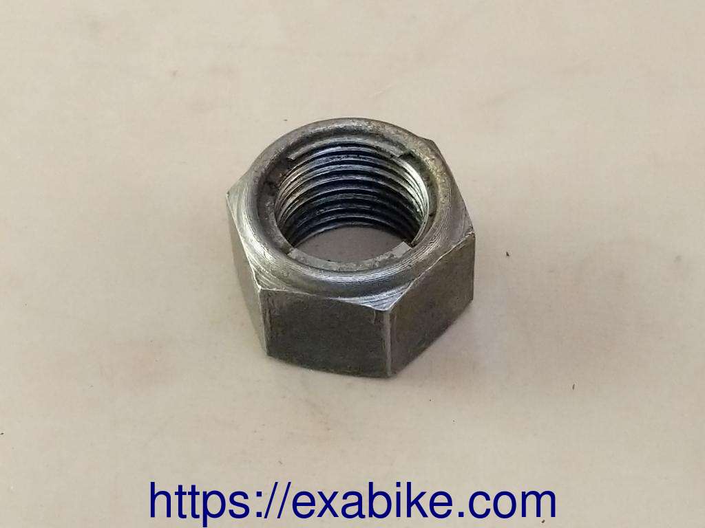 wheel axle nut, rear Suzuki GSXF 750 - photo 1