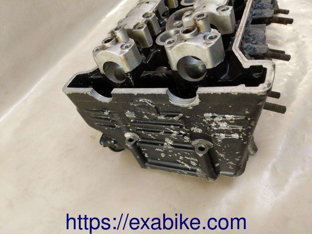 culasse YAMAHA 1000 R1 - photo 3