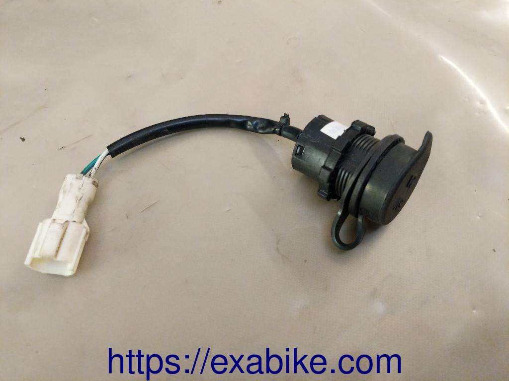 12V accessory socket Sym Orbit 3 - photo 1