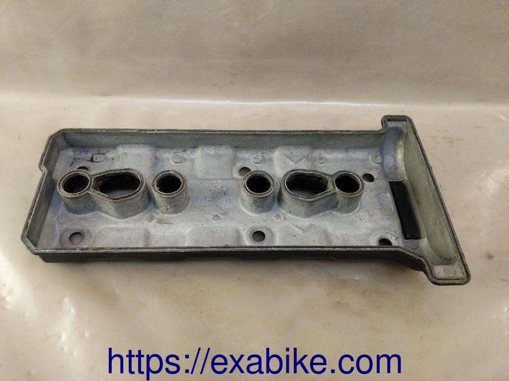 cylinder head cover YAMAHA 1000 R1 - photo 2