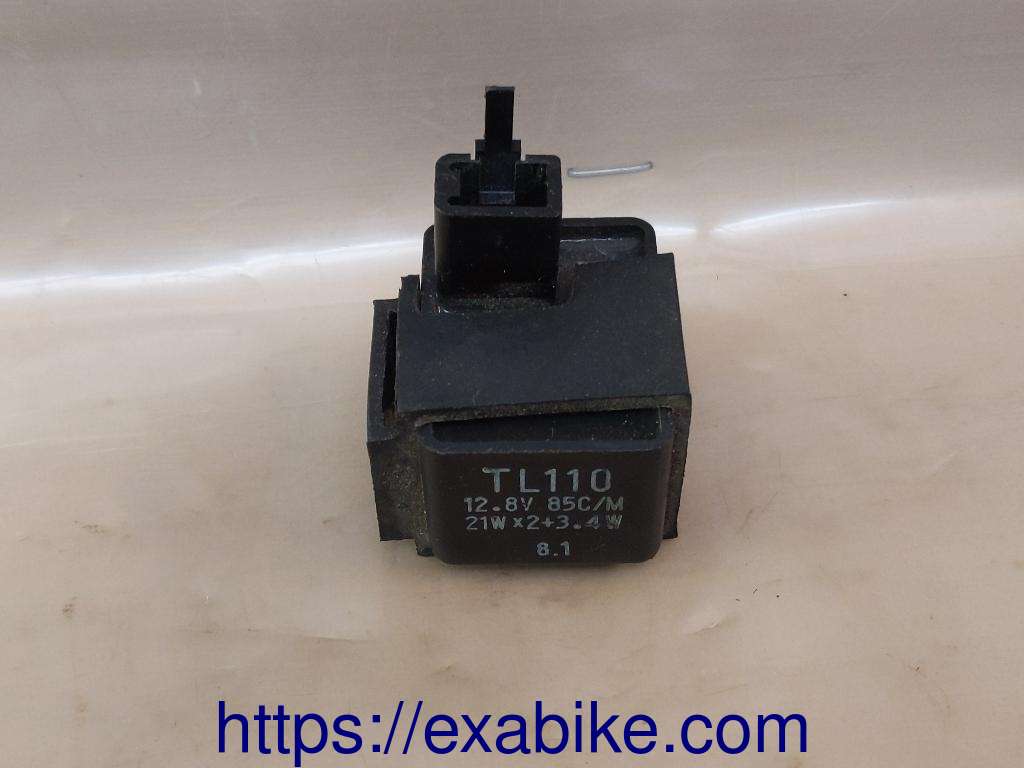 turn signal relay Suzuki 600 Bandit - photo 1