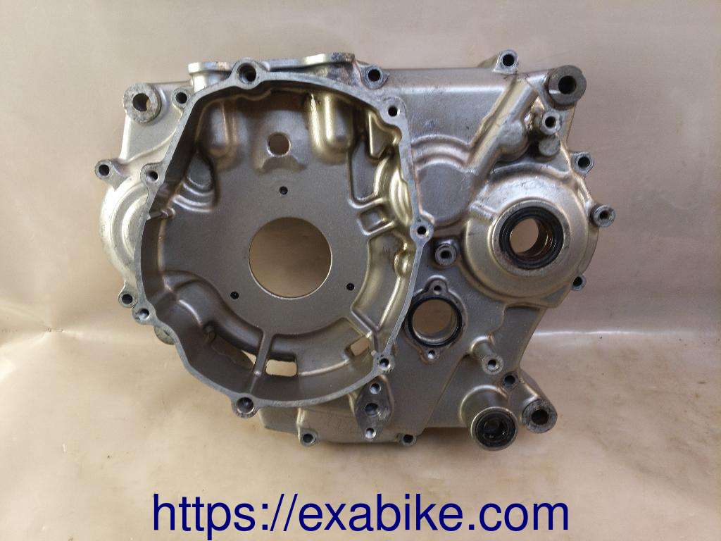 crankcase, left Suzuki DR 350 - photo 1