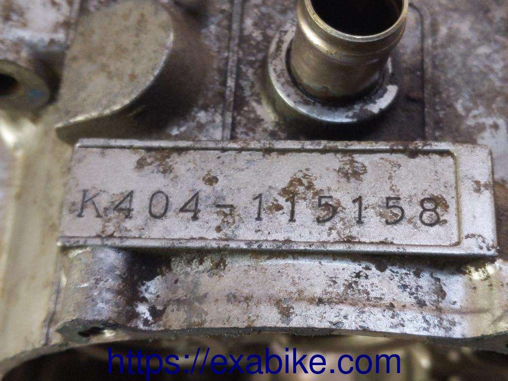 crankcase, right Suzuki DR 350 - photo 3