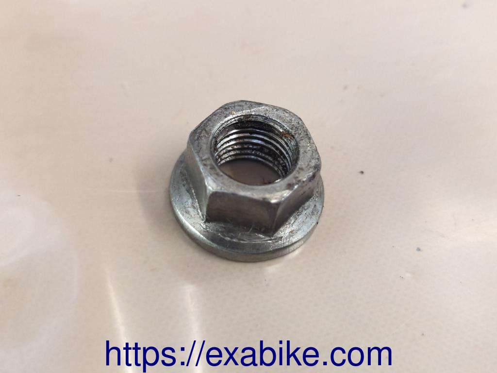 nut Suzuki DR 350 - photo 1