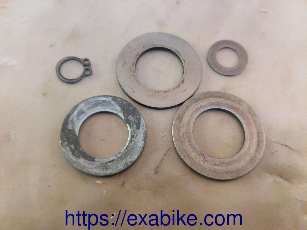 no description - see photo Suzuki DR 350 - photo 1