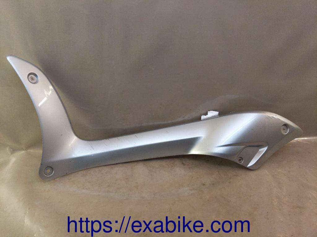 cowl, right Yamaha Xcity 125 - photo 1