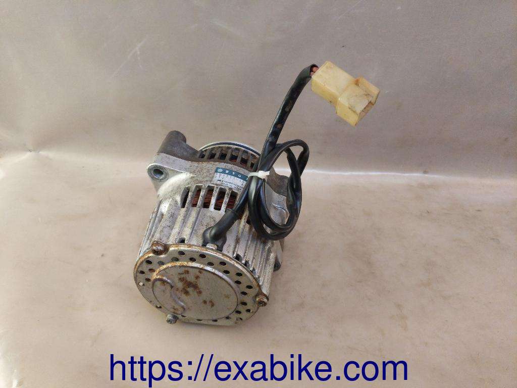 generator Yamaha XJ 900 Diversion - photo 2