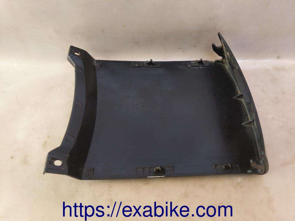 élément d'habillage arrière Yamaha XJ 900 Diversion - photo 4