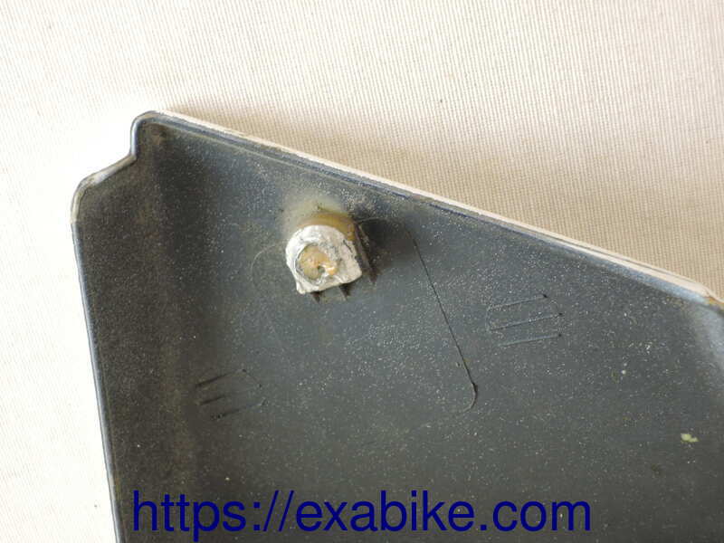 cache latéral droit Honda VF750F - photo 3