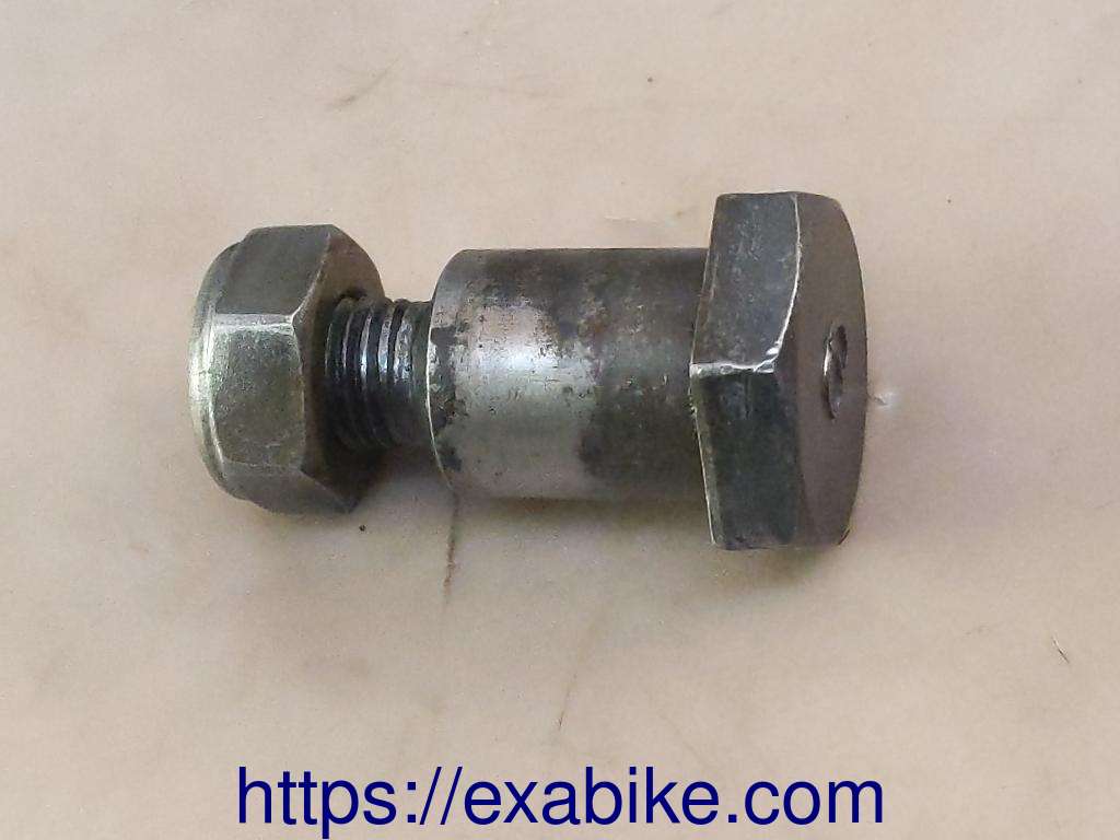 stand bolt Yamaha XJ 900 Diversion - photo 1
