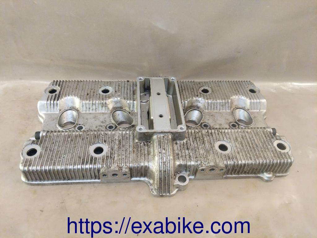 cylinder head cover Suzuki GSX1100G - photo 1