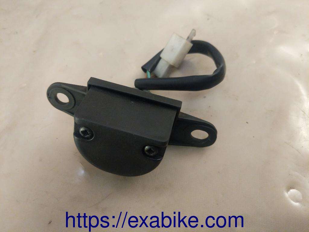 licence plate light Honda FES 125 Pantheon - photo 2