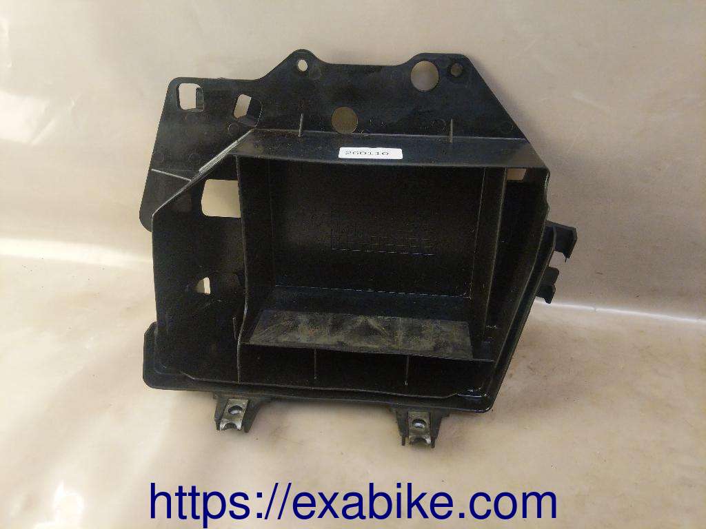 battery box Honda FES 125 Pantheon - photo 1