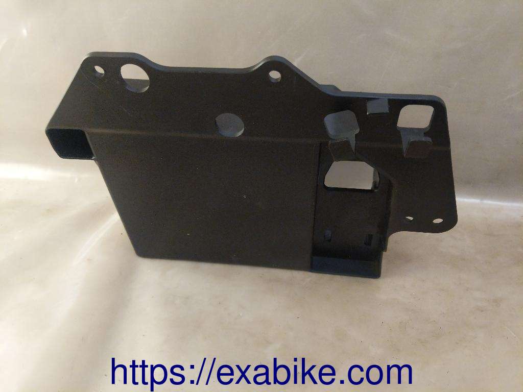 battery box Honda FES 125 Pantheon - photo 2