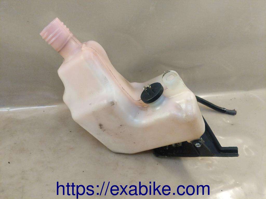 oil tank Honda FES 125 Pantheon - photo 1
