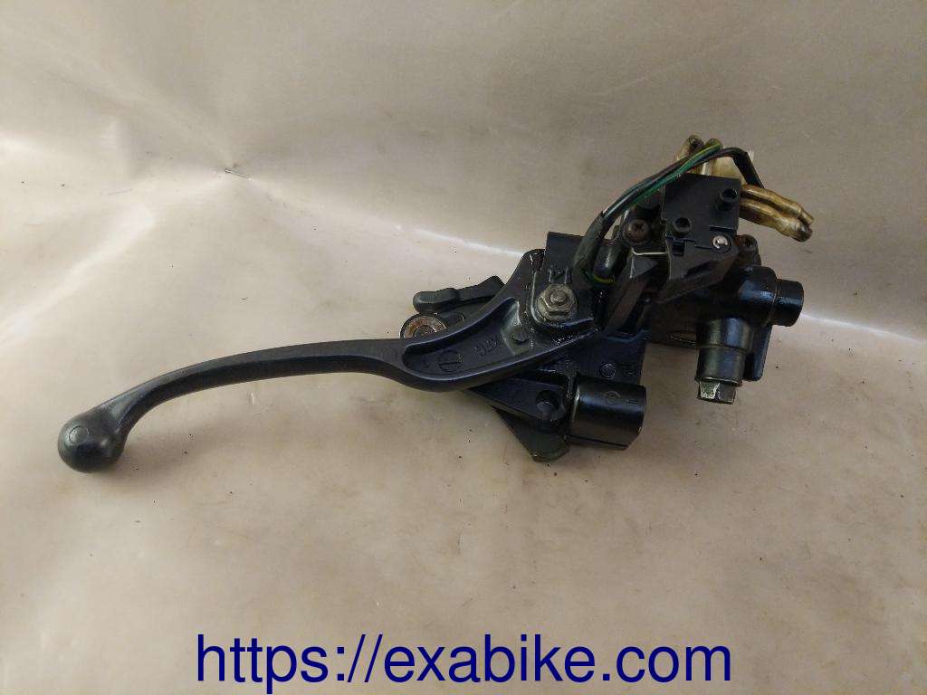 rear master cylinder Honda FES 125 Pantheon - photo 3