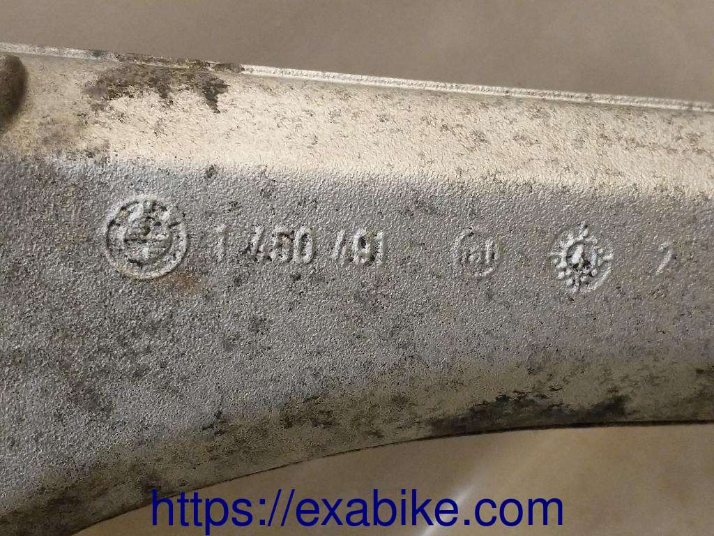 swingarm BMW K100RT - photo 4
