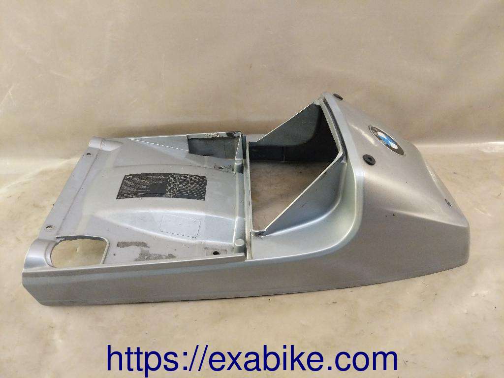 rear seat cowl BMW K100RT - photo 2