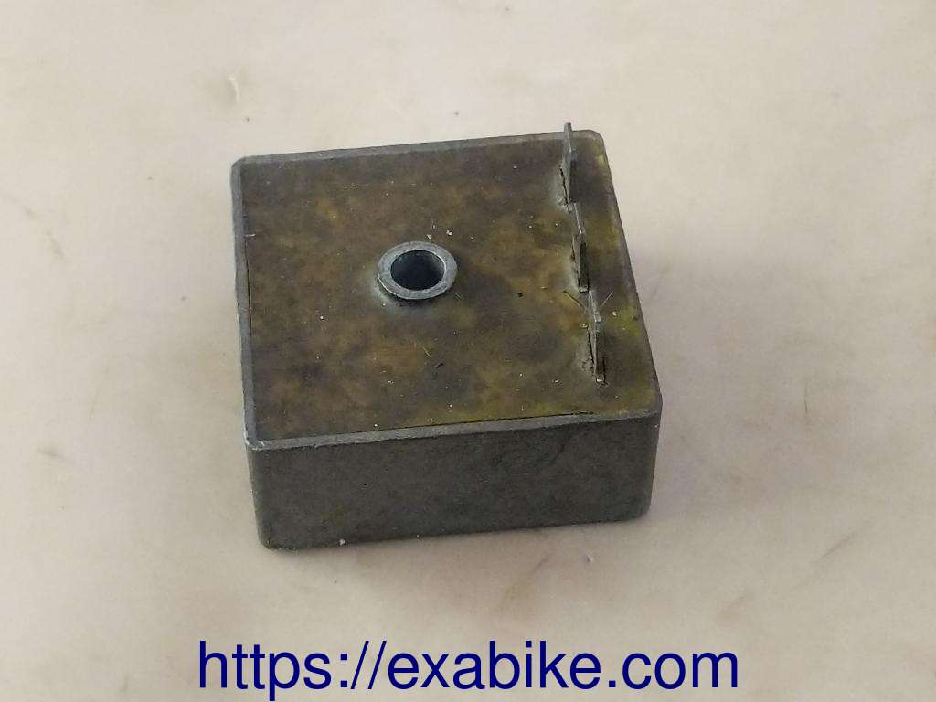 voltage regulator Aprilia 50 RS - photo 1