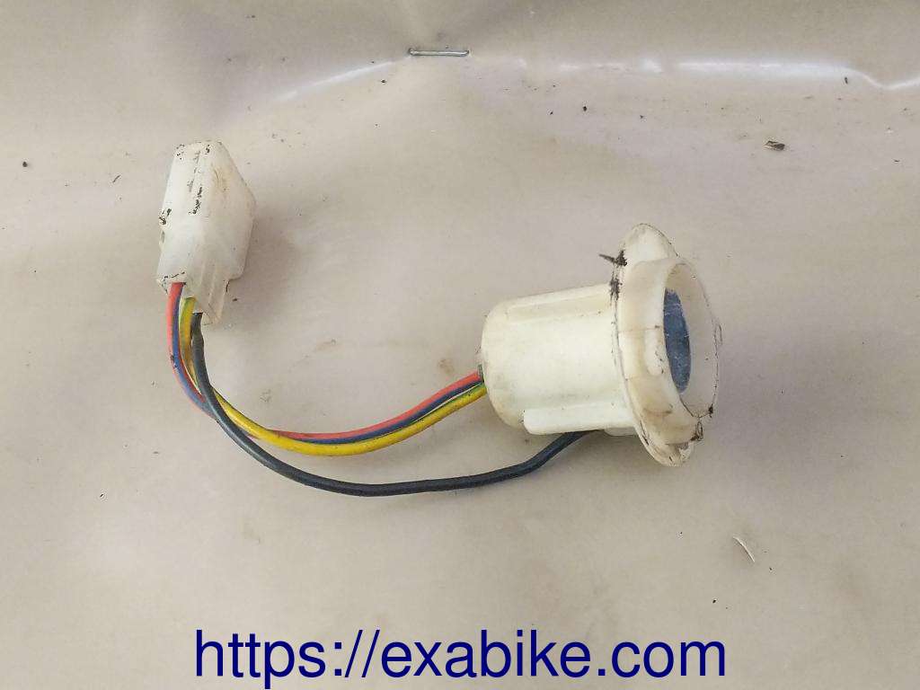douille de feu arrière MBK Flipper 50 - photo 1
